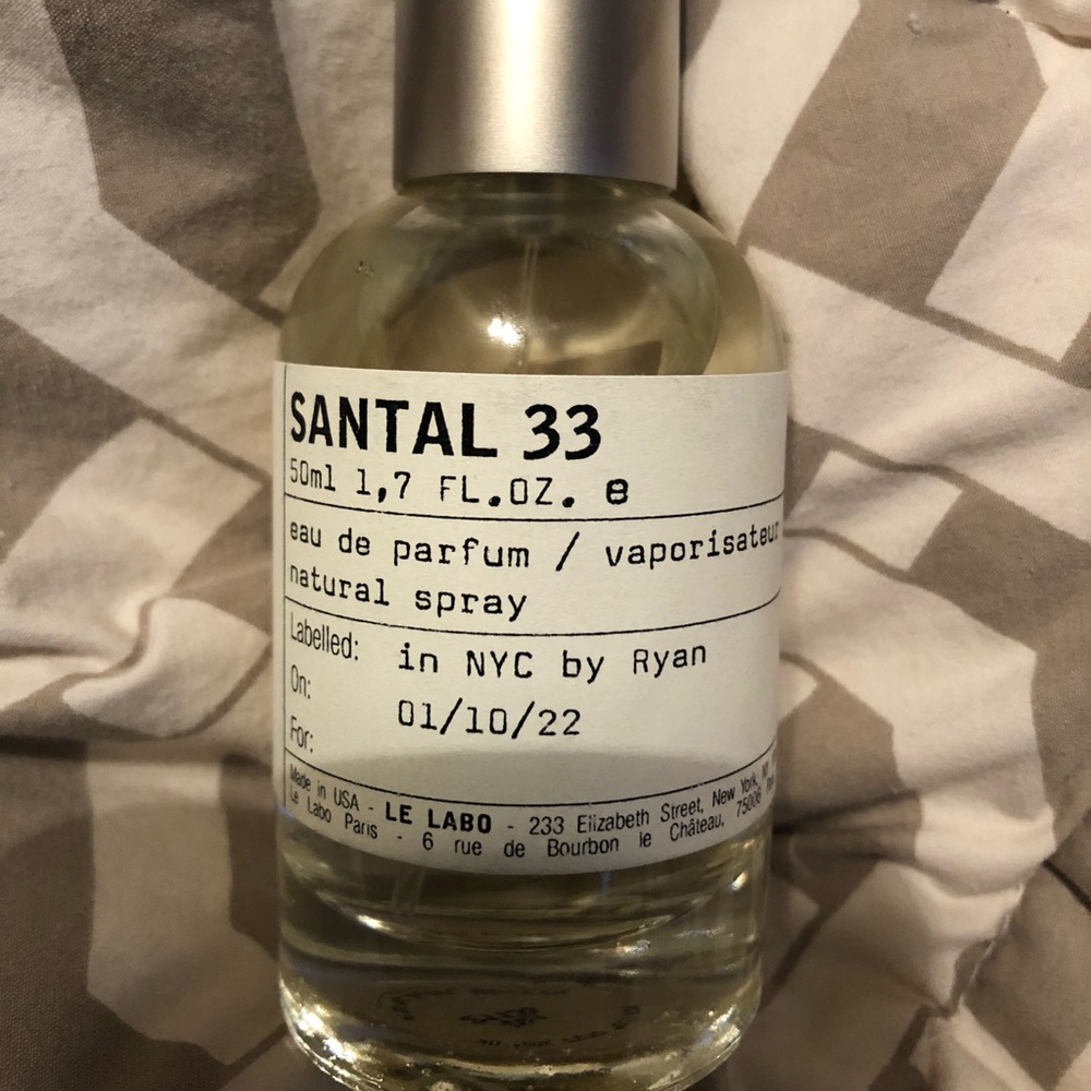 Santal 33 A unisex fragrance you can’t miss out on🎁 Price Firm💰💰 please
